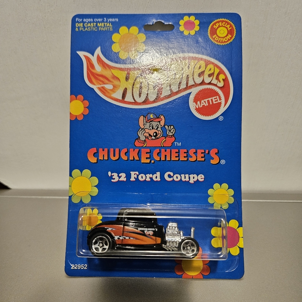 Mattel Hot Wheels ChuckE. Cheese's '32 Ford Coupe - Black and Orange